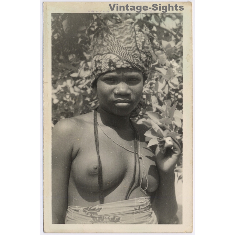 Cameroon: Native Woman Of The Douala People - Sawa / Ethnic Nude (Vintage RPPC 1920s/1930s)