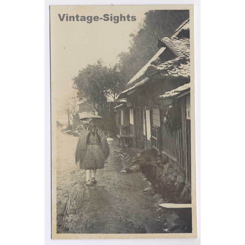 Meiji Ehagaki: Native Woman in Mino Straw Raincoat / Ethnic (Vintage RPPC ~1910s)
