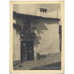 Estudio Amer Madrid: Traditional Extremadura Architecture & Villager (Vintage Photo 40x30CM Kodak BRTF 1940s)