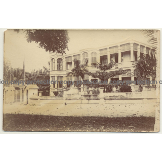 Falls - Congo: Palais Du V. S. S. (Vintage Photo Sepia 1919)