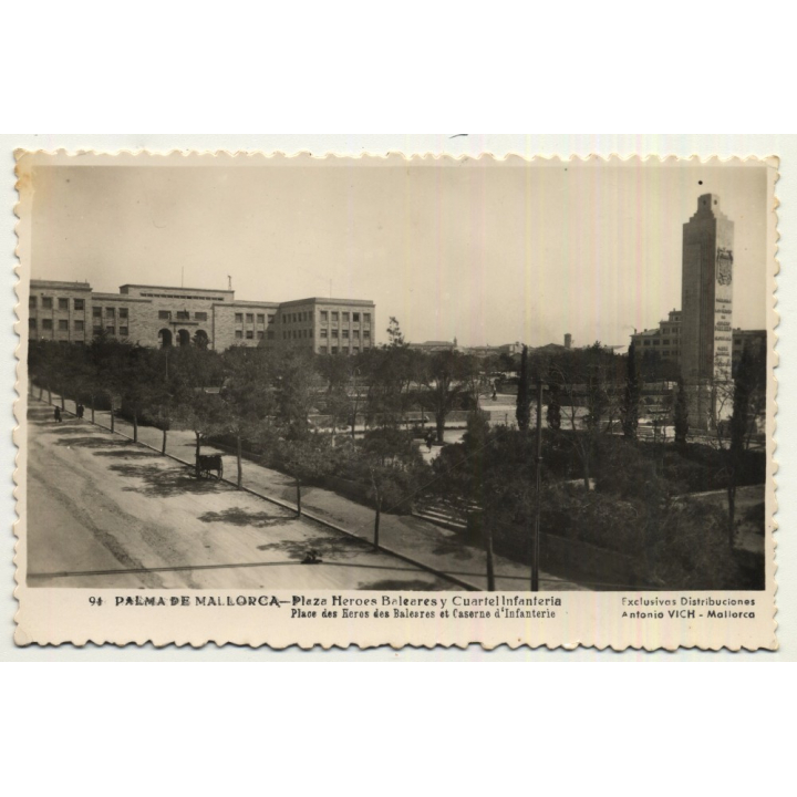 Palma De Mallorca: Plaza De Heroes Baleares Y Cuartel Infanteria (Vintage RPPC B/W)