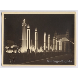 Barcelona World Fair 1929: Magic Fountain Montjuic  / Concesiones Graficas (Vintage Photo)
