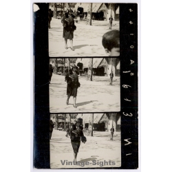 Barcelona: Ramblas Fashion Woman Flapper (Vintage RPPC 1920s/1930s)