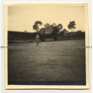 Congo Belge: Woman In Front Of Sabena OO-AUE Plane *2 (Vintage Photo B/W ~1930s)