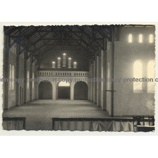 Alberta-Ebonda / Congo Belge: L'Église Saint Joseph d'Ebonda / Inside View (Vintage Photo B/W ~1930s)