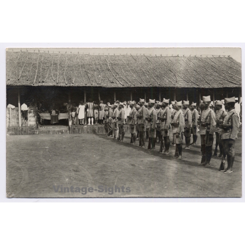 Congo Belge: Native African Askari Soldiers Army Force Publique (Vintage RPPC ~1920s/1930s)