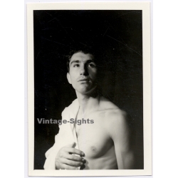 Handsome Topless Man In Theatre Setting*2/ Gay INT (Vintage Photo 1960s)