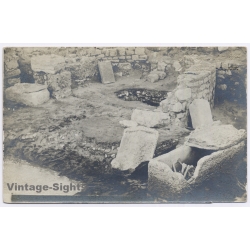 Escala / Spain: Ampurias Empuries Archaeology Excavation Necropolis Tomb Burial (Vintage RPPC 1910s)
