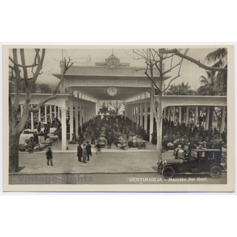 Ventimiglia / Italy: Mercato Dei Fiori Flower Market Crowd Vintage Car (Vintage RPPC ~1920s/1930s)