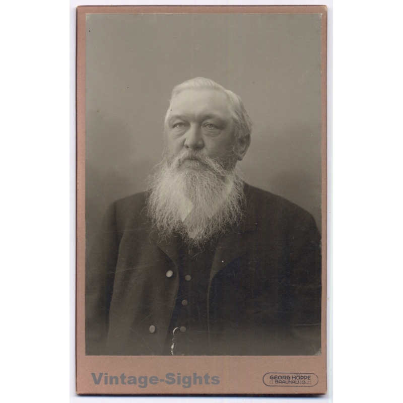 Georg Hoppe / Braunau: Elderly Man Long White Beard Portrait - Art Nouveau Reverse (Vintage Cabinet Card Photo ~1900s/1910s)