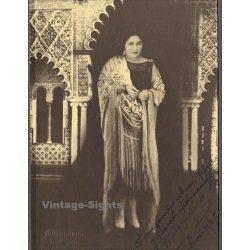M. Garzueta - Lima / Peru: Lady Manton de Manila - Folding Folder (Large Vintage Photo 1930)