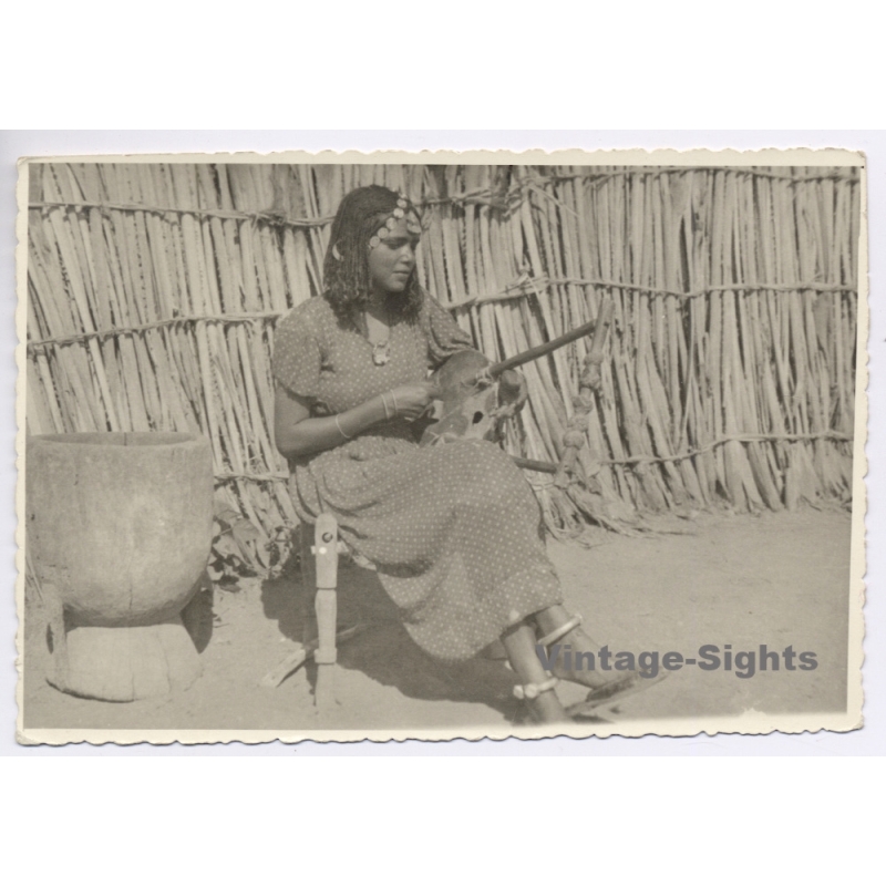 Asmara / Eritrea: Bilen Woman Plaing Instrument / Ethnic (Vintage RPPC 1930s/1940s)