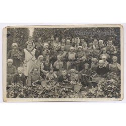 Germany: Hop Harvest Agriculture Farm Workers Women Children Baskets Hops Fields (Vintage RPPC 1926)