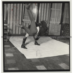 Blonde Female In Lacquer Outfit Is Wrestling Man *2 (Vintage Contact Sheet Photo 1970s)
