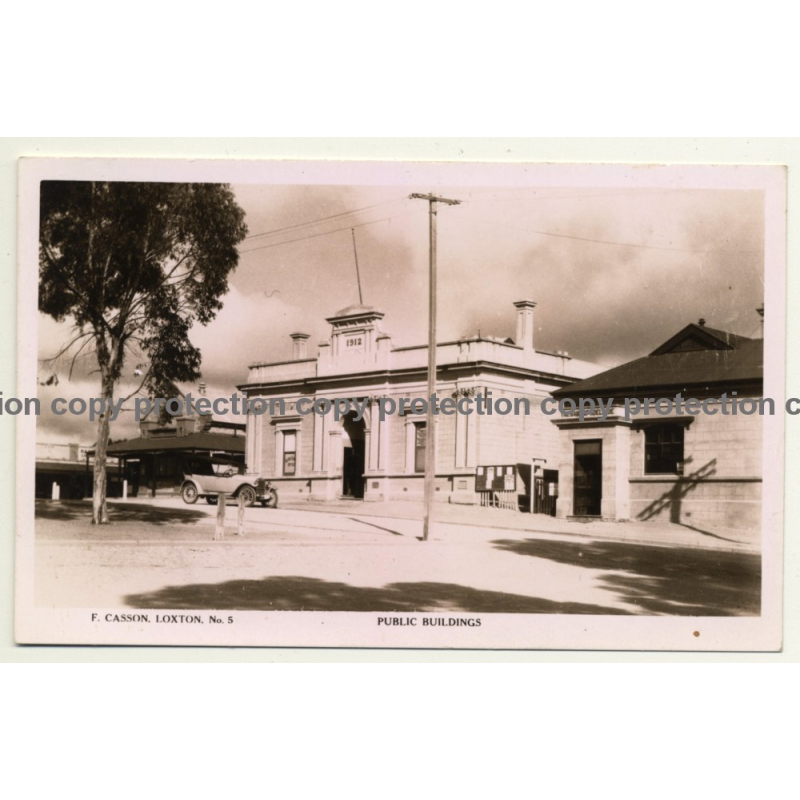 Loxton / Australia: Public Buildings / Oldtimer (Vintage RPPC B/W) Loxton / Australia: Public Buildings / Oldtimer (Vintage RPPC B/W)