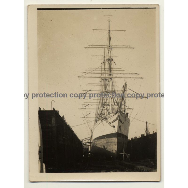 Begian School-Ship L'Avenir *1 / In Dry Dock  (Vintage Photo ~ 1920s/1930s)