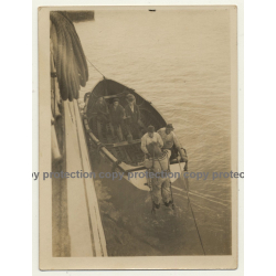 Begian School-Ship L'Avenir *7 / Hoist An Injured Into Dinghy (Vintage Photo ~ 1920s/1930s)