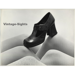 Shoe Advertisement / Stockings - Legs Detail (Vintage Photo 1980s WOLFGANG KLEIN ~DIN A3)