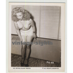 Joan Rydell Pinup JR-33 / Stockings (Vintage Irving Klaw Photo 1950s)