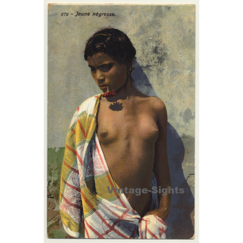 Lehnert & Landrock: Jeune Negresse - 679 / Risqué (Vintage Postcard ~1910s/1920s)