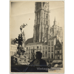 Antwerp / Belgium : Grote Markt - Cafe Antigoon - Cafe Du Nord (Vintage Photo ~ 1940s)