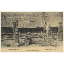 Laos / Indochina: Jeune Fille Kha Kouène Tissant (Vintage PC 1900s Ethnic)