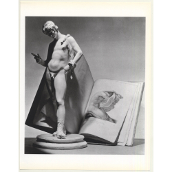 Horst P. Horst: Statue With Book 1938 (Sheet 1992: Form Horst 27 x 35.5 CM)
