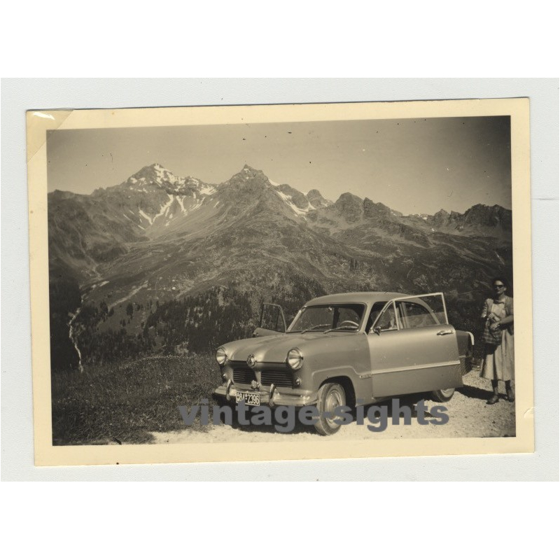 Ford Taunus 12M 15M On Tour: In Front Of The Swiss Alps (Vintage Photo 50s)