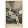 French Nude On Chaisselongue / Dog  - Boudoir - GB (Vintage PC ~1900s)