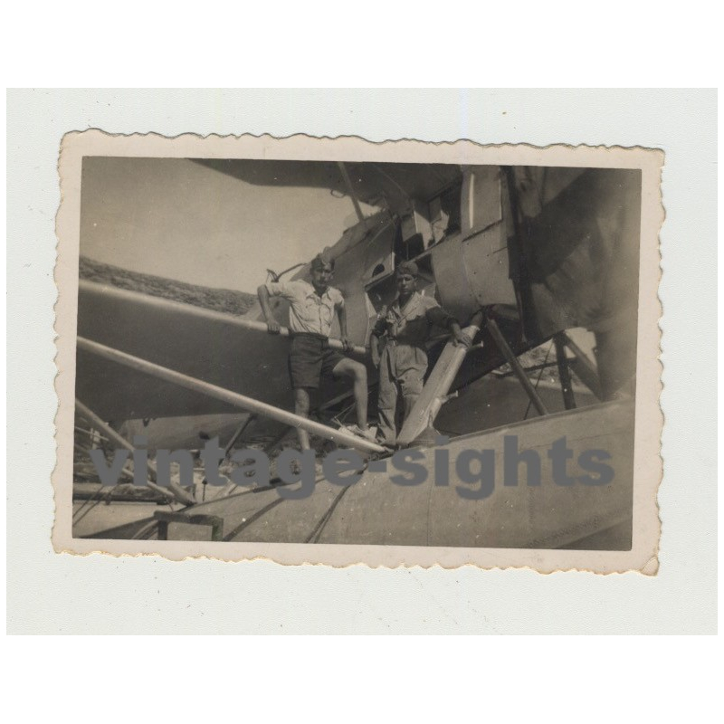 Proud Pilots On Firefighting Plane 1941 / Aeródromo Militar de Pollença - Baleares Proud Pilots On Firefighting Plane 1941 / Aeródromo Militar de Pollença - Baleares