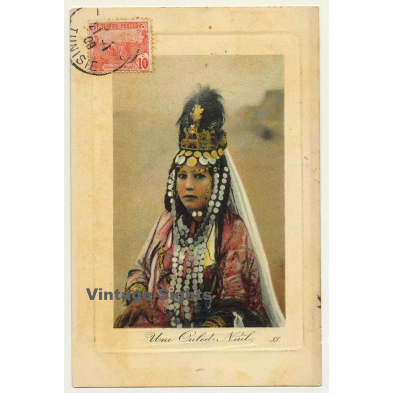 Maghreb: Une Ouled Nail / Coin Headdress - Costumes (Vintage PC Ethnic 1909) Maghreb: Une Ouled Nail / Coin Headdress - Costumes (Vintage PC Ethnic 1909)
