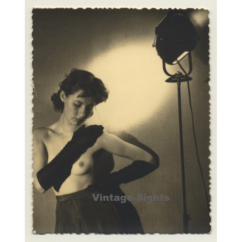 Nude Photo Art: Brunette Beauty With Satin Gloves *3 / Boob (Vintage Photo ~ 1940s/1950s)