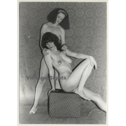 2 Tall Darkhaired Nudes *4 / On Box - Boobs (Vintage Photo GDR 1970s/1980s)