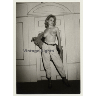 Topless Blonde 80s Nude *4 / Takes Off Blazer (Vintage Photo GDR 1980s)