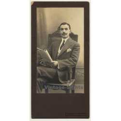 Fotografía Alemana / Las Palmas: Handsome Man With Twisted Moustache (Vintage Cabinet Card ~1910s/1920s)