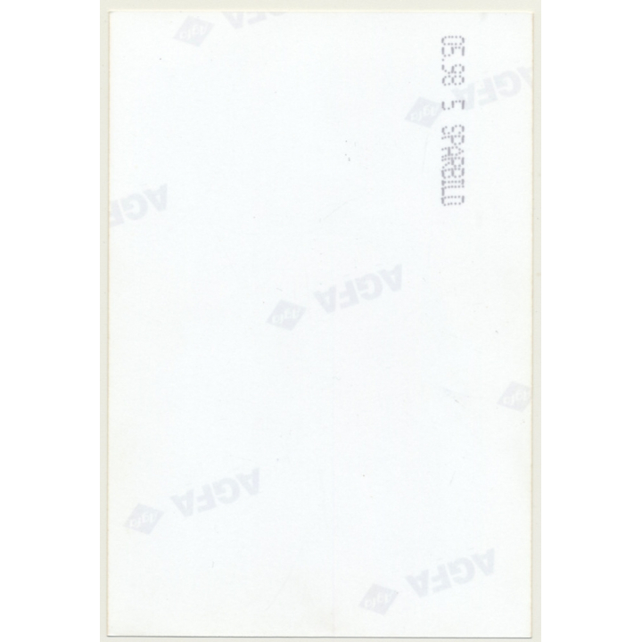 Sporty Blonde Nude Lifts Top *4 / Eyes (Vintage Photo Germany ~1990s)