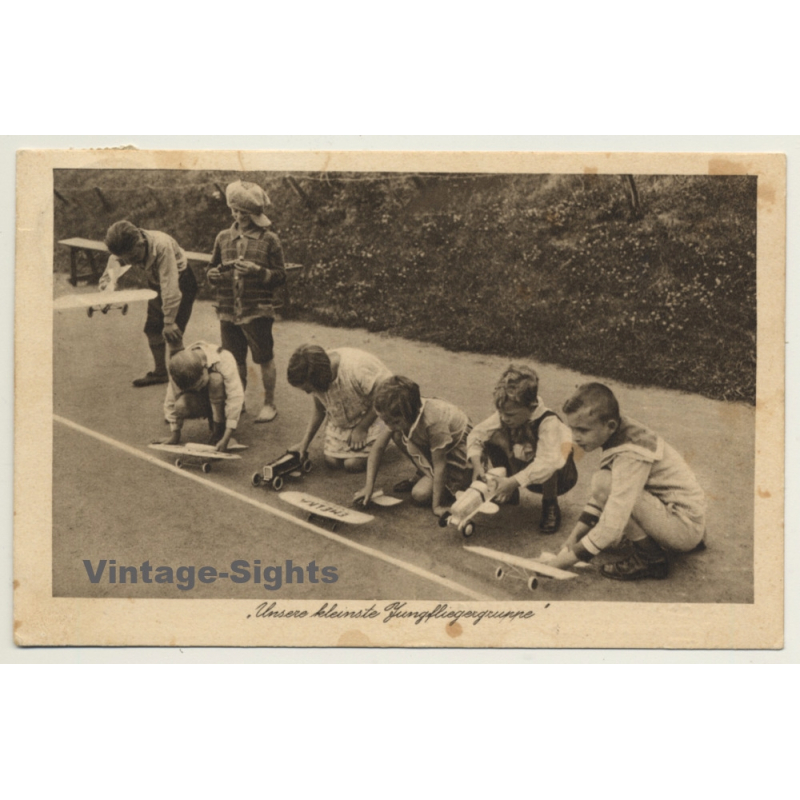 Unsere Kleinste Jungfliegergruppe / Model Planes (Vintage PC 1932)