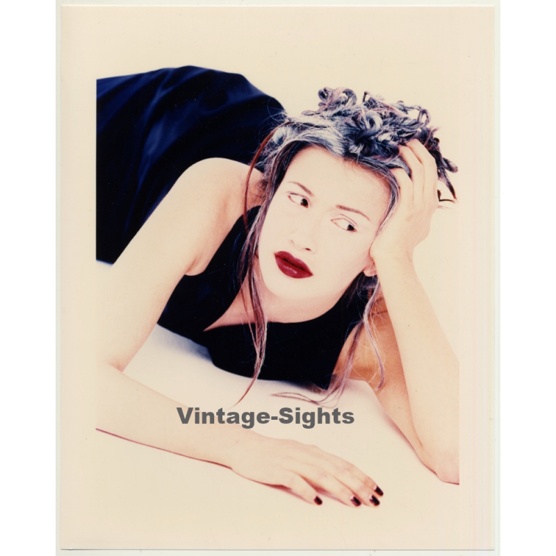 Pretty Female Model *2 / Hairstyle - Make Up (Vintage Fashion Photo: Wolfgang Klein 1980s DIN A4+)