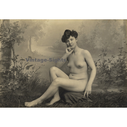Classic French Nude *7 / Belle Epoque - Risqué (Vintage Photo Gelatin Silver ~1900s)