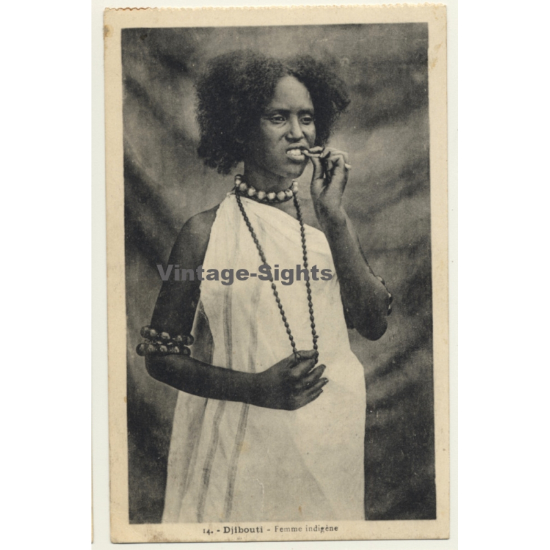 Djibouti: Femme Indigène / Hairstyle - Jewelry - Ethnic (Vintage PC)