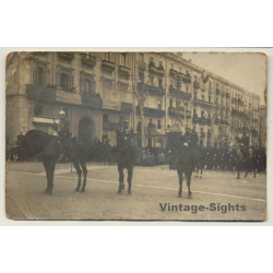 Barcelona?: Desfile Militar De Caballería / Cavalry (Vintage RPPC ~1910s/1920s)