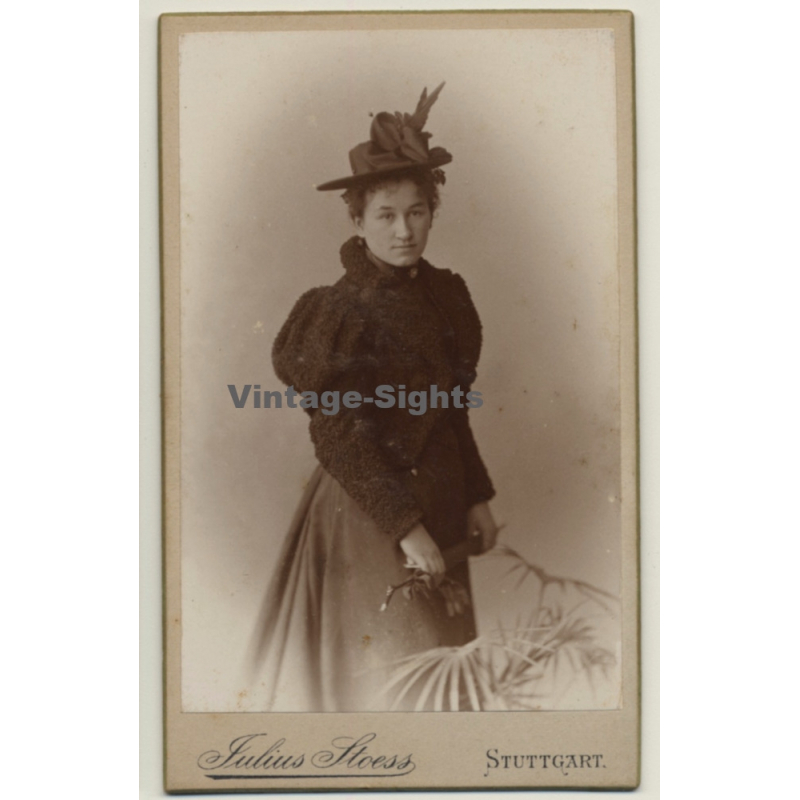 Julius Stoess / Stuttgart: Young Woman In Victorian Dress / Hat (Vintage CDV / Carte De Visite ~1880s/1890s)