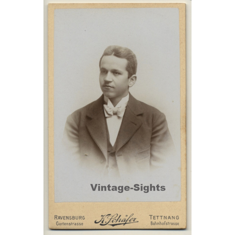 K.Schäfer / Ravensburg: Young Man - Suit - Bow (Vintage CDV / Carte De Visite ~1880s/1890s)