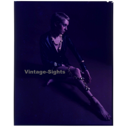 Shorthaired Woman / Jewelry - Fashion Shoot (Vintage Large Format Diapositive 1980s)