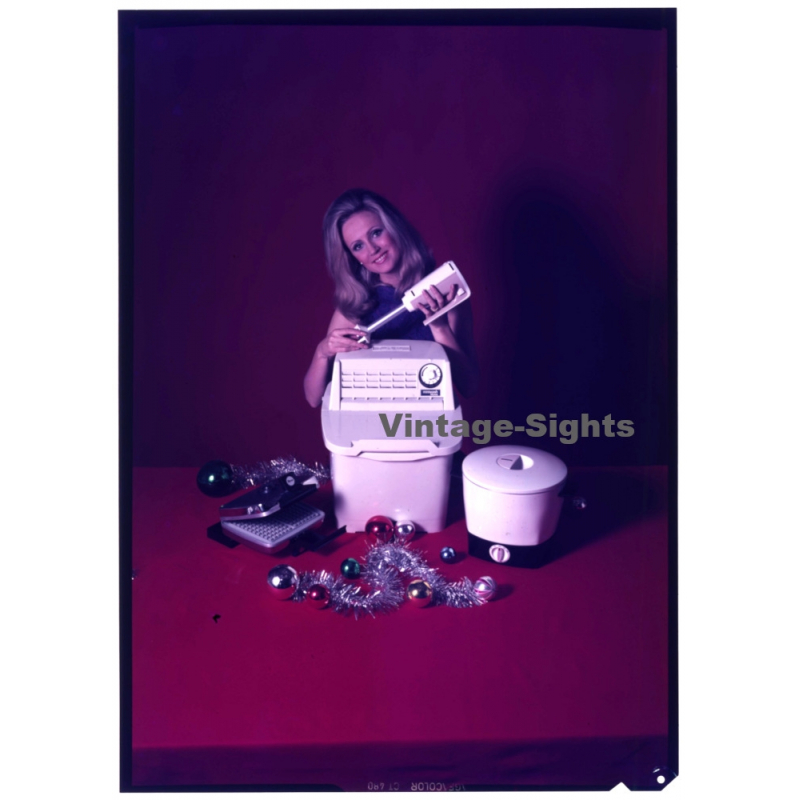 Female Model & Nova Miniwash, Toaster, Hand Blender (Vintage Large Format Diapositive 1970s)