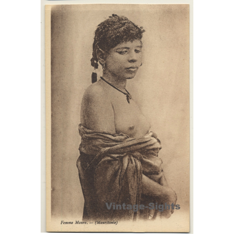 Maghreb: Topless Moorish Woman / Risqué - Ethnic (Vintage PC)