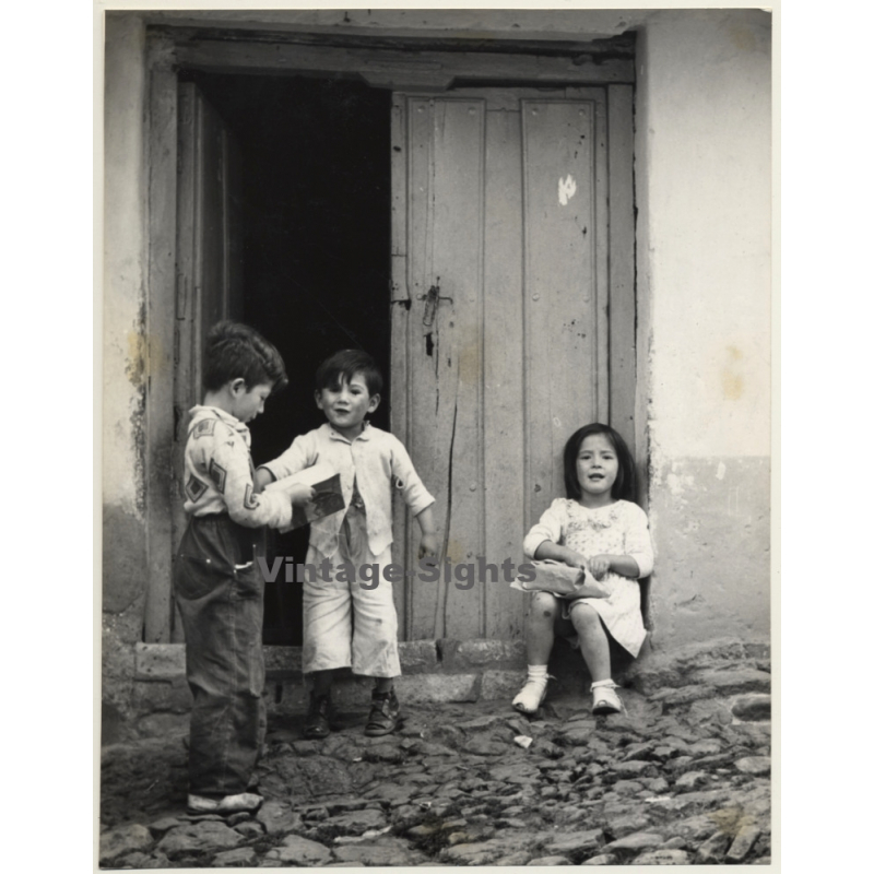 Bogota / Colombia: Street Kids Of Barrio Egipto (Large Vintage Photo 1957) Bogota / Colombia: Street Kids Of Barrio Egipto (Large Vintage Photo 1957)