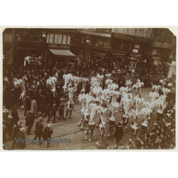 Carnaval Belge: Défilé Des Gilles De Binche (Vintage Albumen Print ~1900s/1910s)
