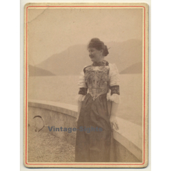 Elegant Woman In Victorian Dress / Lakeside (Vintage Cabinet Card ~1880s/1890s)
