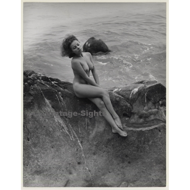 Pretty Nude On Rocks On Sea Shore (Large Vintage Photo ~1970s)